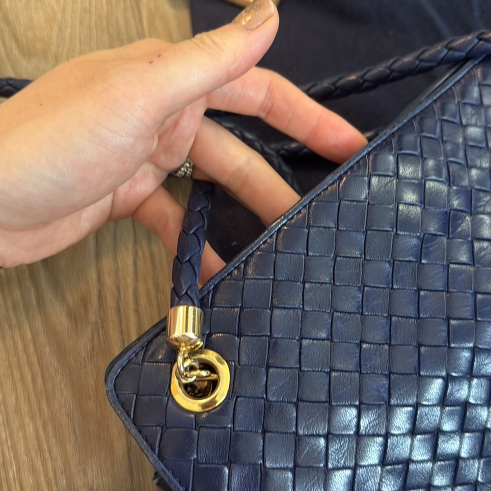 Vintage Bottega Veneta Intrecciato lamb leather Shoulder Bag - Picture 5 of 17